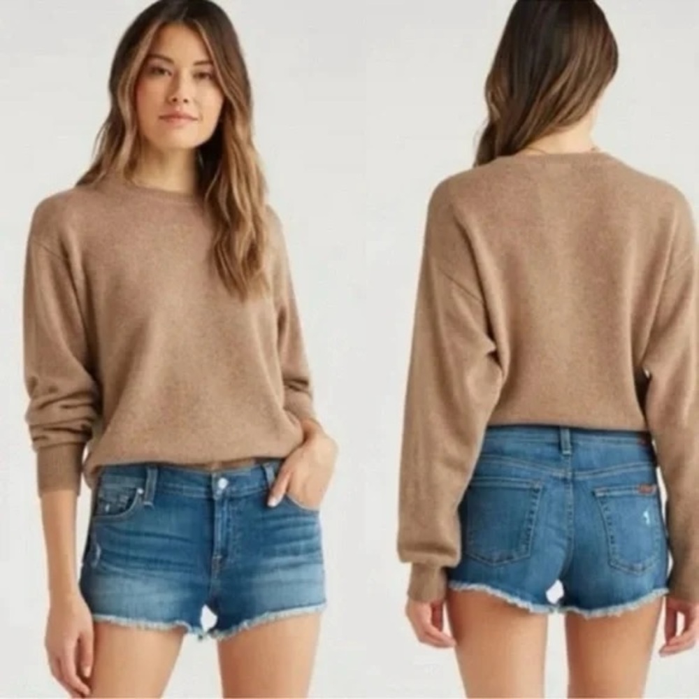 7 For All Mankind Cut Off Short in Ocean Mist Size 28 NWT